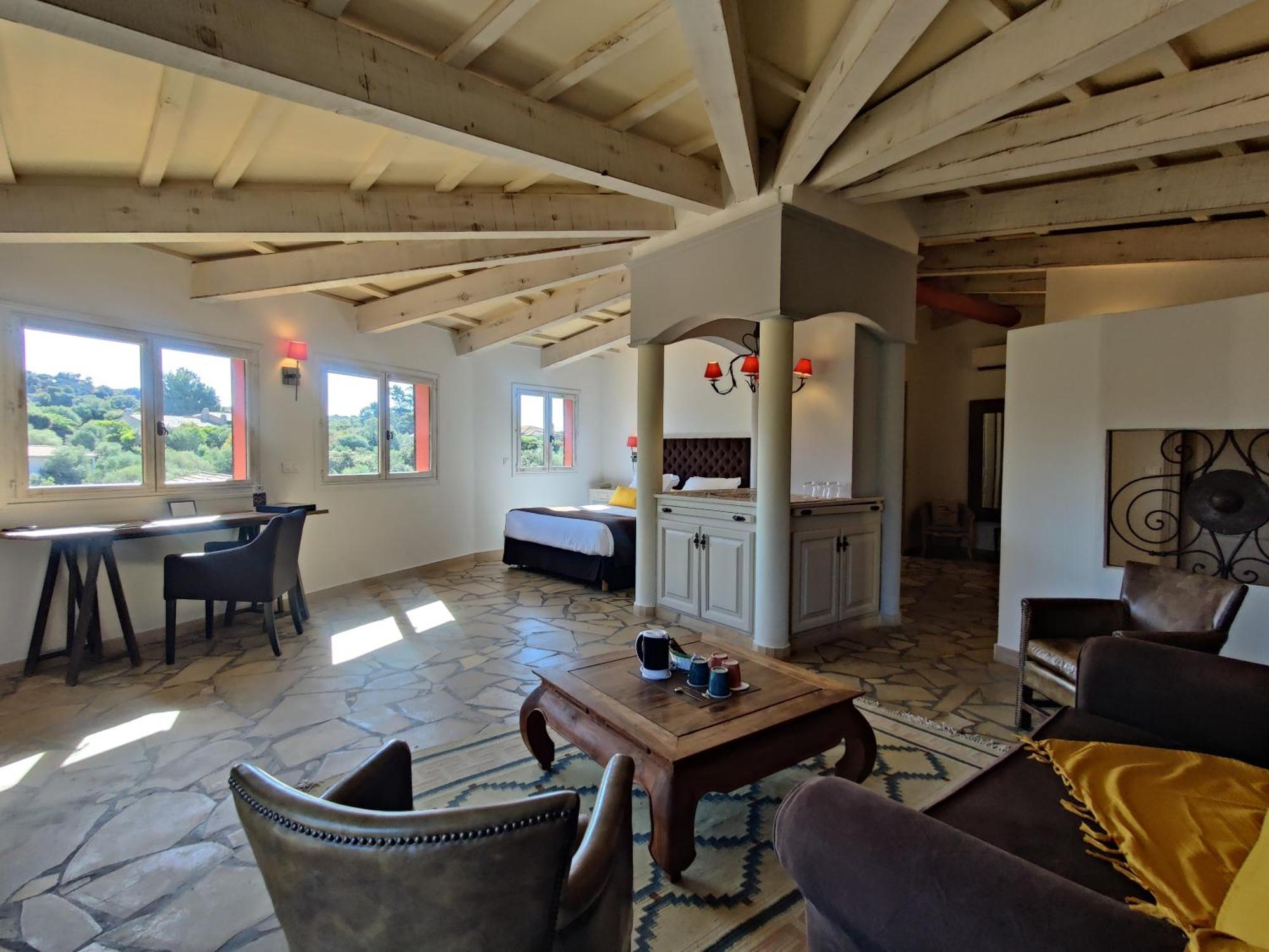 Le Roc E Fiori - Les Collectionneurs Hotel 4*